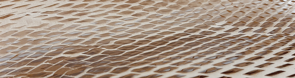 jose-neves-papel-favo-honeycomb-cushioning-wrap-paper